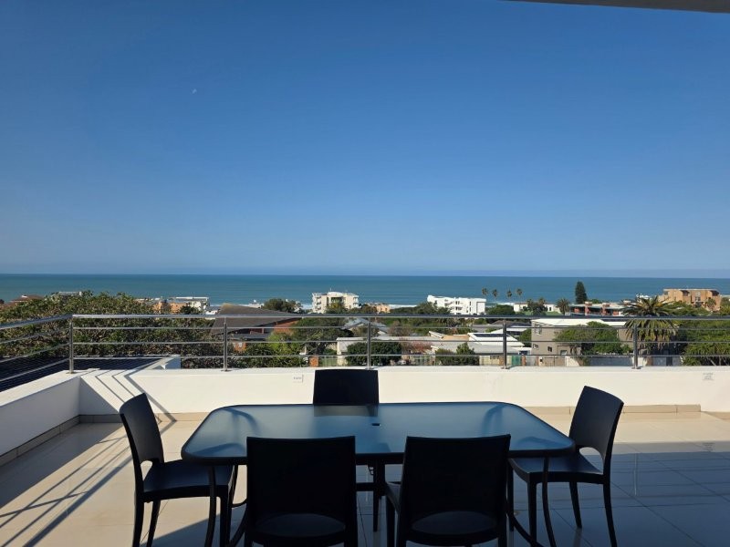 5 Bedroom Property for Sale in Jeffreys Bay Central Eastern Cape